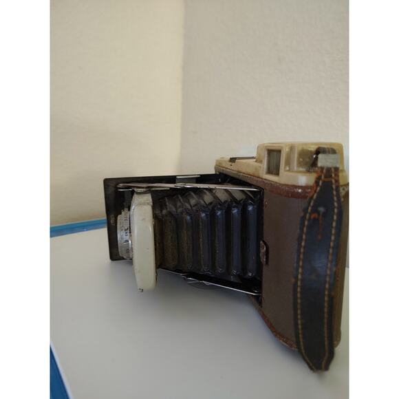 1950s 60s Vintage Polaroid Land Camera 80A Untested No Film - Picture 1 of 5